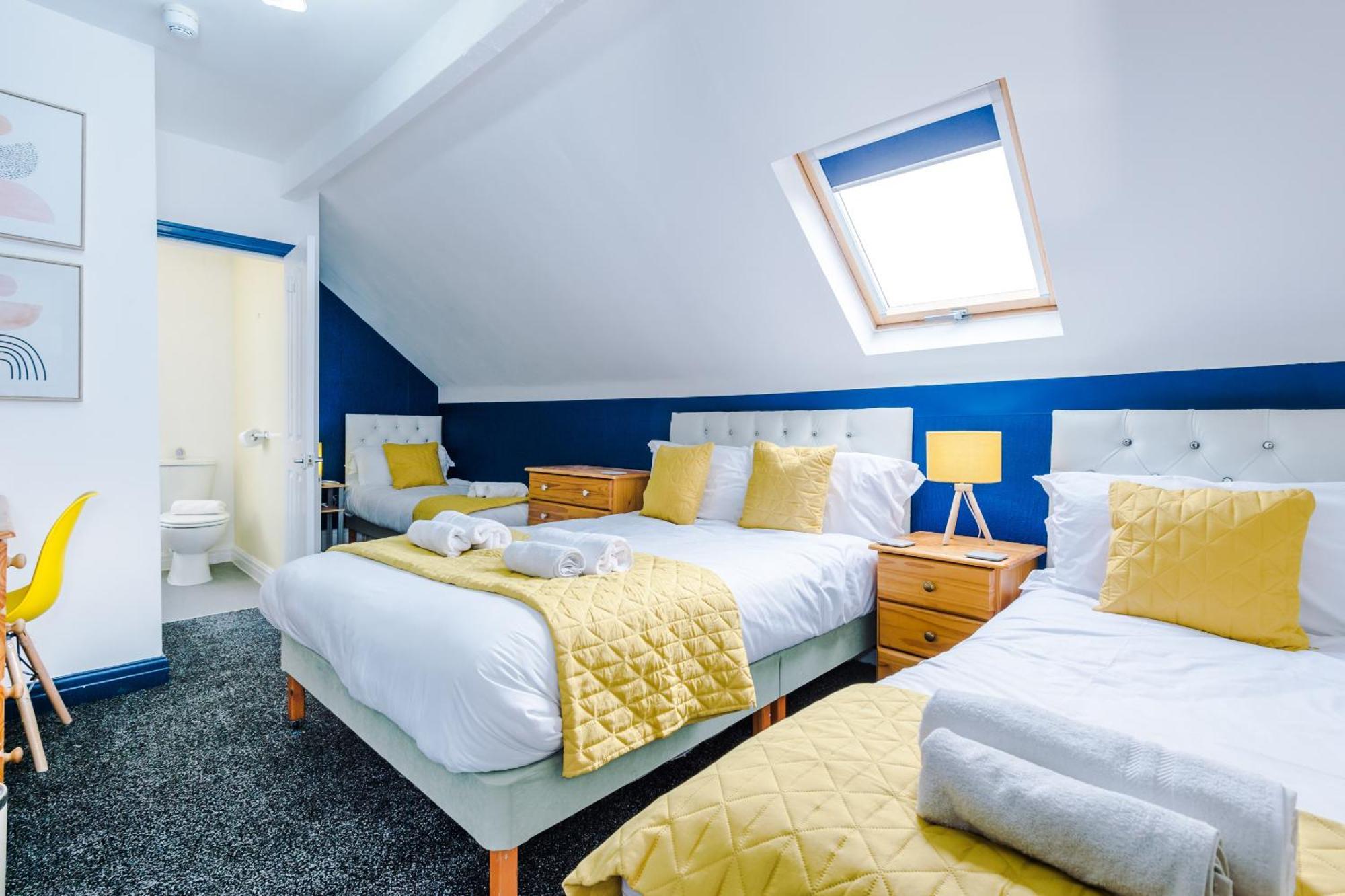 Pebbles Guest House Блекпул Екстериор снимка