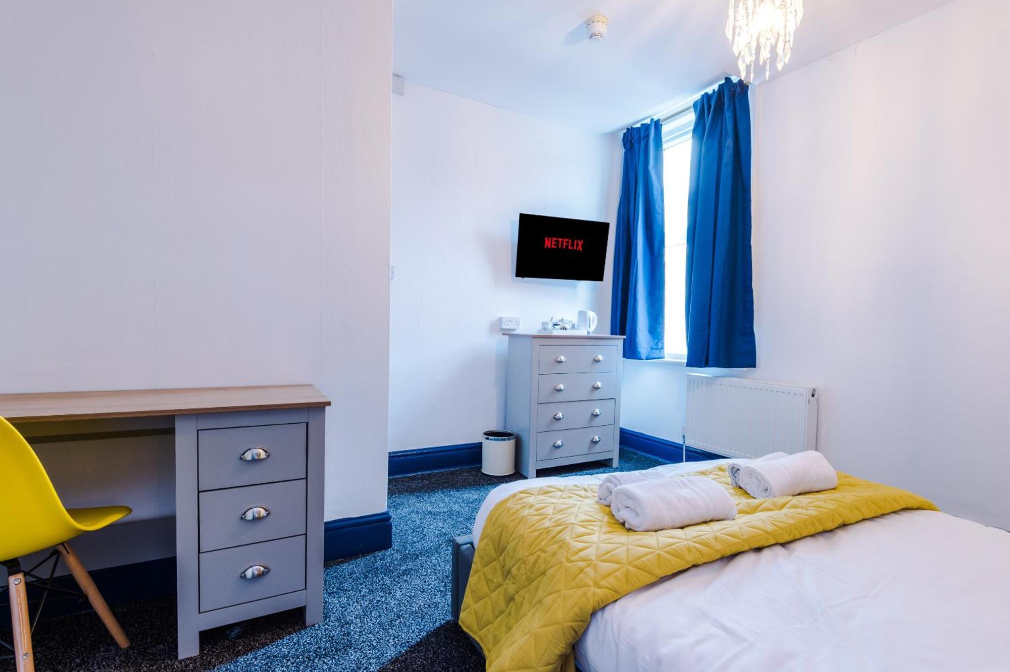Pebbles Guest House Блекпул Екстериор снимка