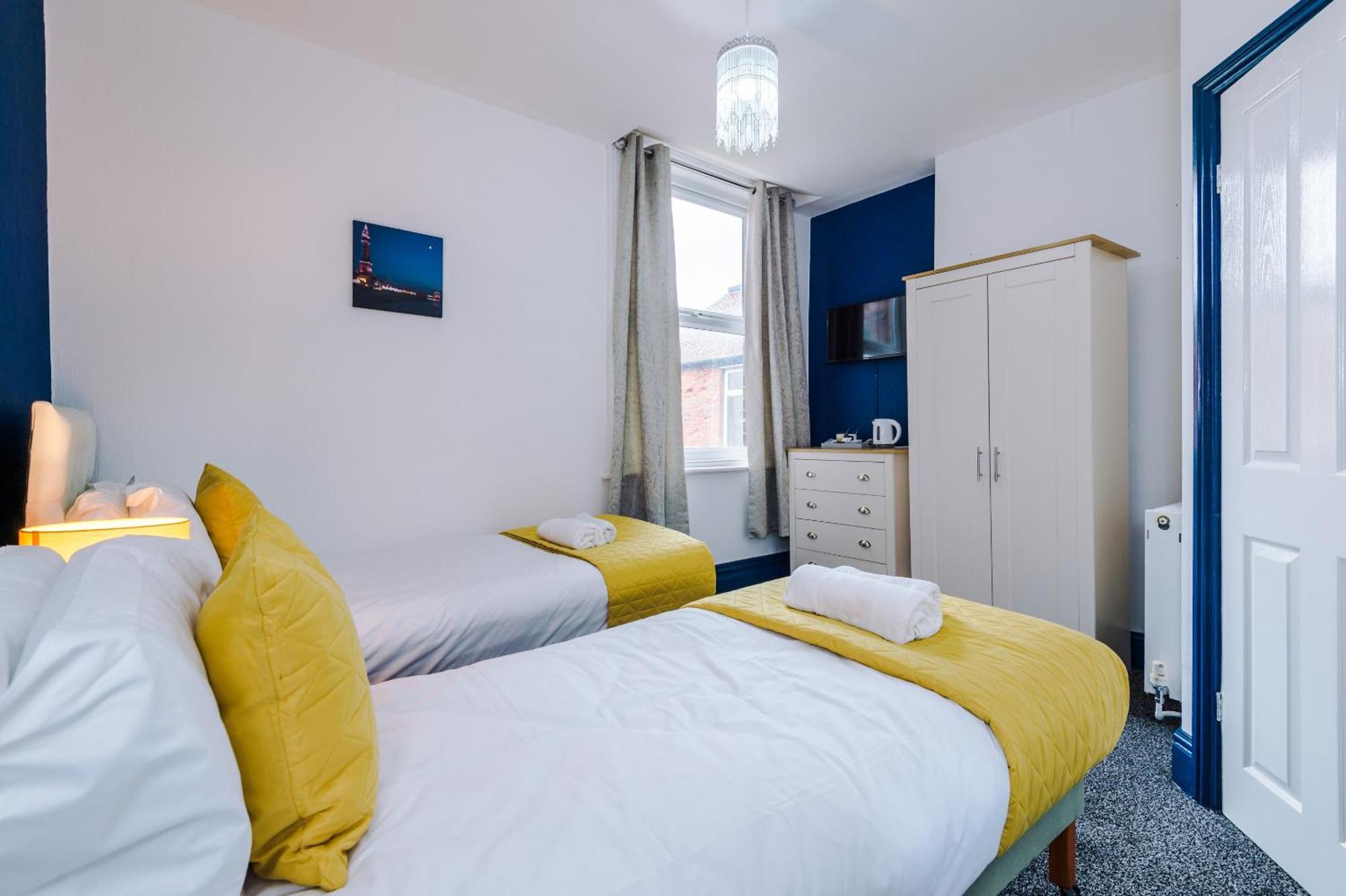 Pebbles Guest House Блекпул Екстериор снимка