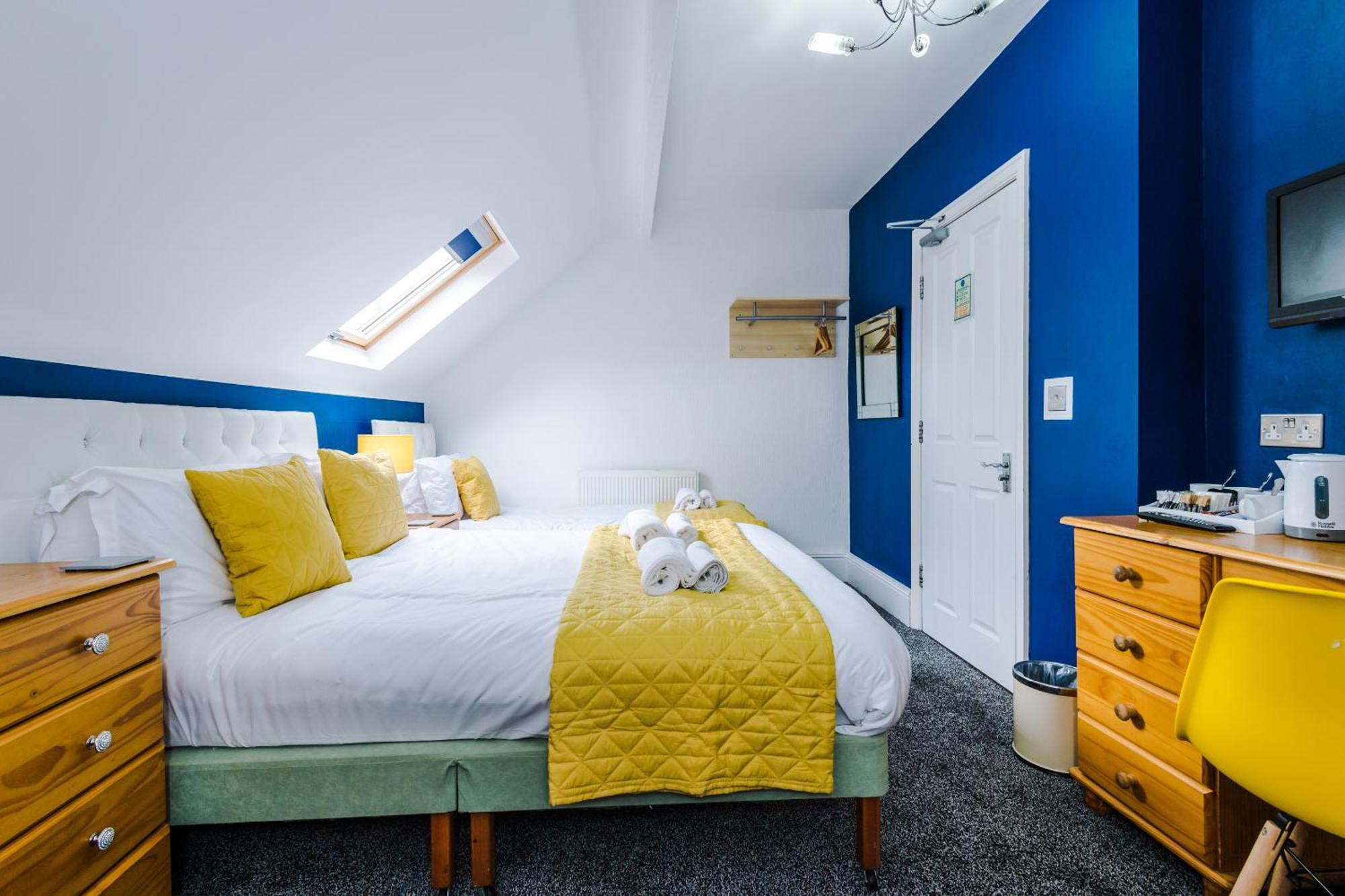 Pebbles Guest House Блекпул Стая снимка
